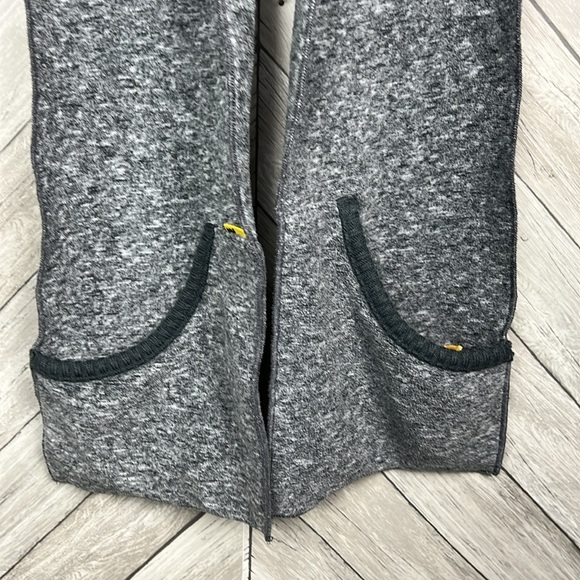 Lole Blue Scarf With Pockets - Picture 2 of 7